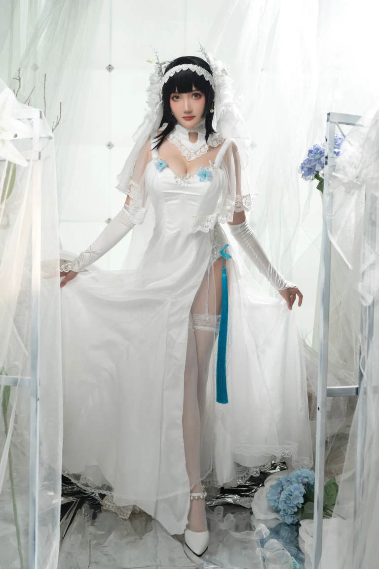 瓜希酱《95式 花嫁》主题写真：30张全套美图