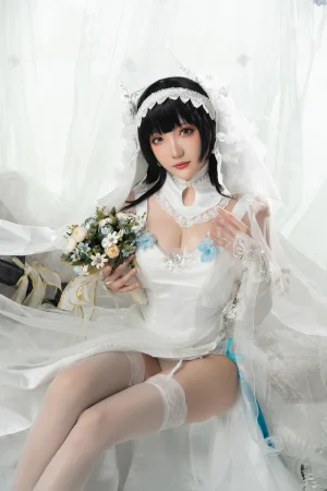 瓜希酱《95式 花嫁》主题写真：30张全套美图
