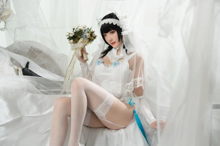 瓜希酱《95式 花嫁》主题写真：30张全套美图