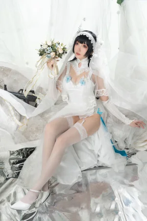 瓜希酱《95式 花嫁》主题写真：30张全套美图
