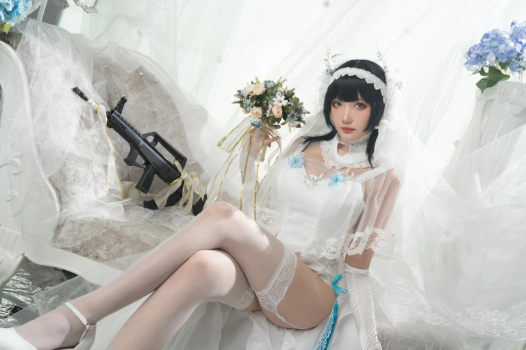 瓜希酱《95式 花嫁》主题写真：30张全套美图