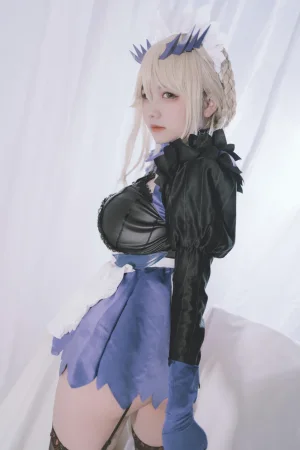 阿半今天很开心《FGO 黑枪呆女仆》主题写真：67张全套美图