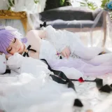 焖焖碳《独角兽婚纱》主题写真：25张全套美图