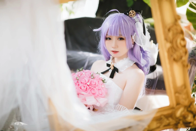 焖焖碳《独角兽婚纱》主题写真：25张全套美图