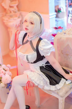皮皮奶《天狼星》主题写真：38张全套美图