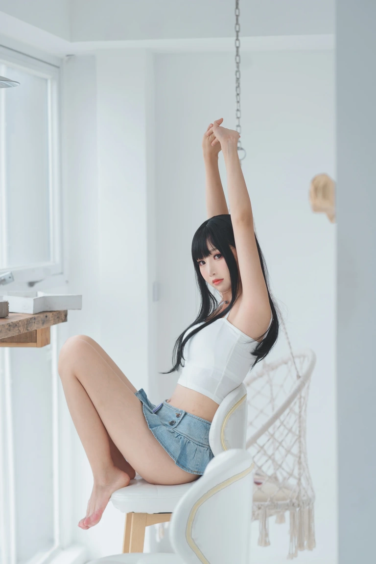面饼仙儿《可爱女友》主题写真：40张全套美图