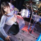 抱走莫子《吉他妹妹》主题写真：50张全套美图，含1个视频