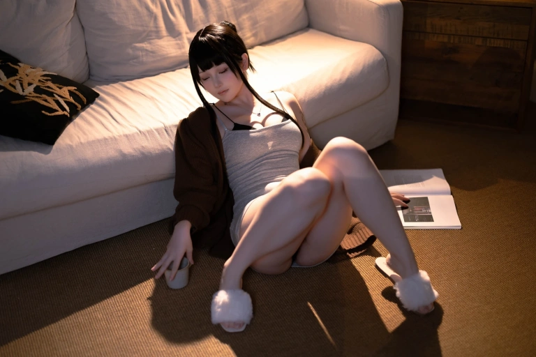 屿鱼《杀手妻子》主题写真：50张全套美图