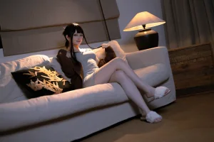 屿鱼《杀手妻子》主题写真：50张全套美图