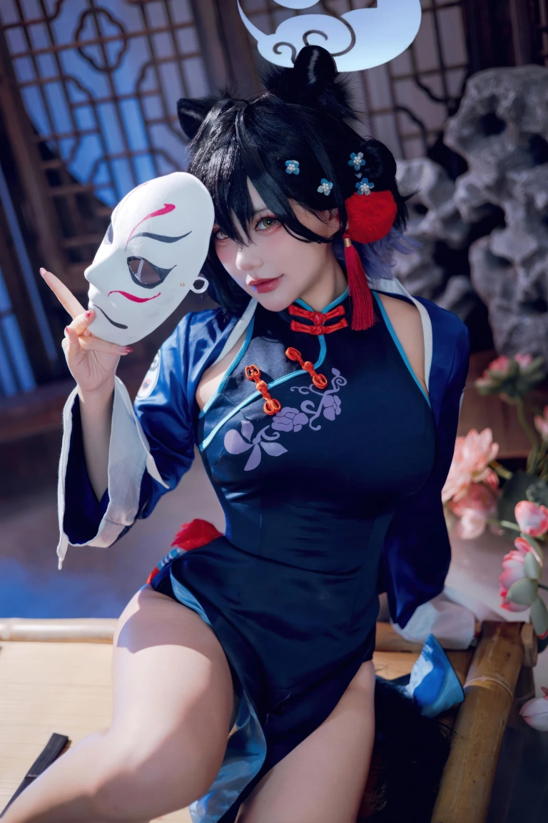 是一只熊仔《蔚蓝档案 漆原辉夜》主题写真：55张全套美图