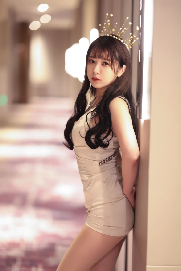 小女巫露娜《无内肉丝》主题写真：96张全套美图