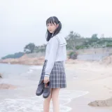 木棉棉《海边JK》主题写真：40张全套美图