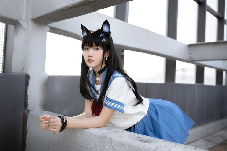 不呆猫《天台JK小母猫》主题写真：96张全套美图，含1个视频