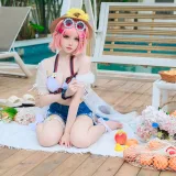 焖焖碳《明日方舟 澄闪泳装》主题写真：22张全套美图