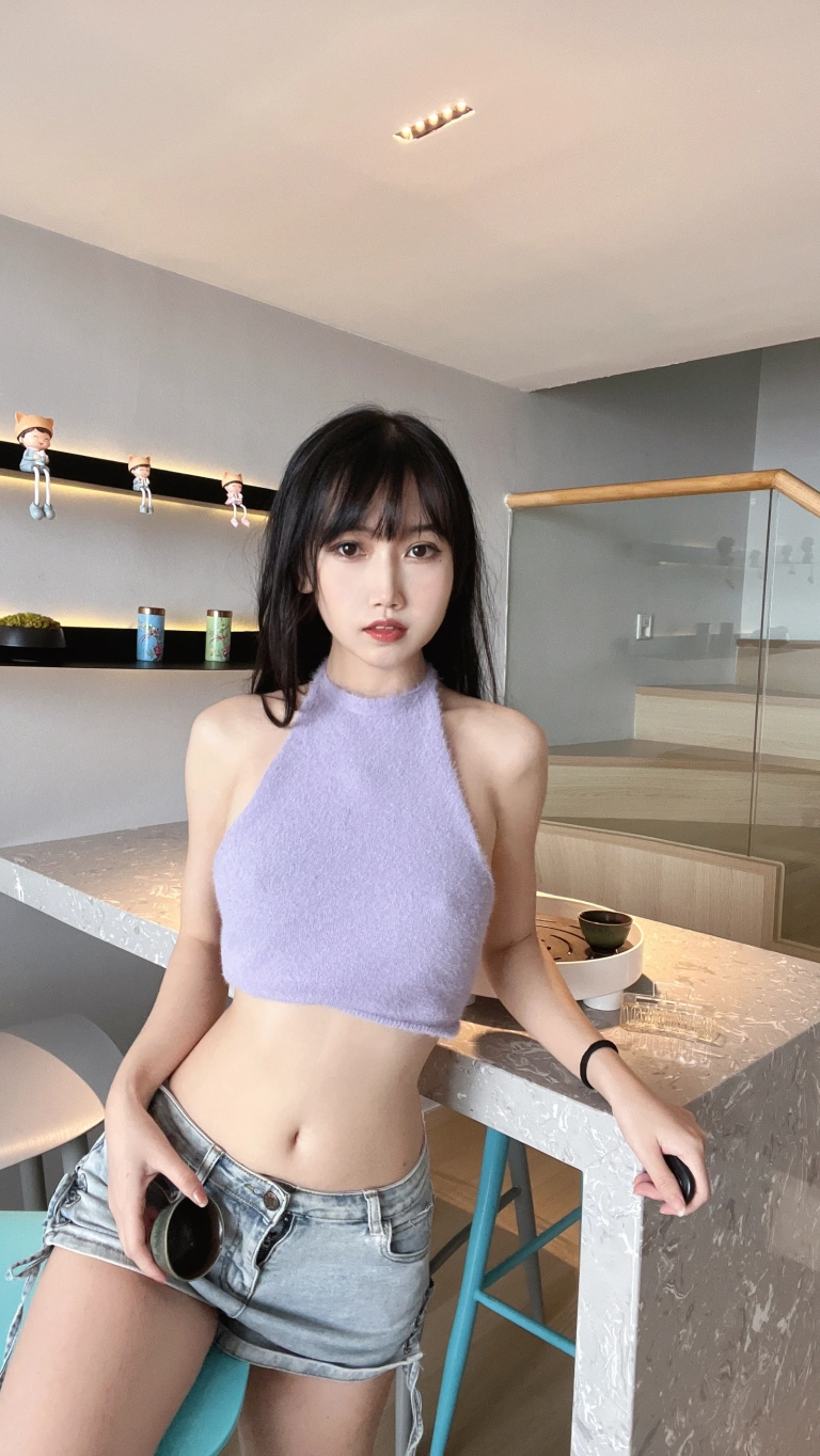 不呆猫《紫色人妻日常》主题写真：33张全套美图，含1个视频