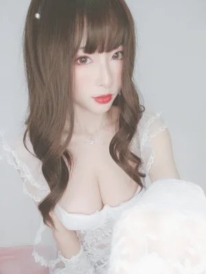 清水由乃《花嫁自拍》主题写真：44张全套美图，含2个视频