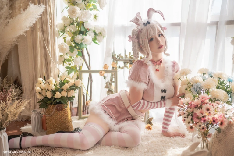 皮皮奶《粉色兔兔》主题写真：71张全套美图