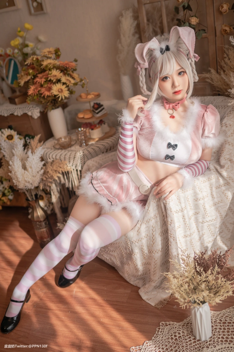 皮皮奶《粉色兔兔》主题写真：71张全套美图