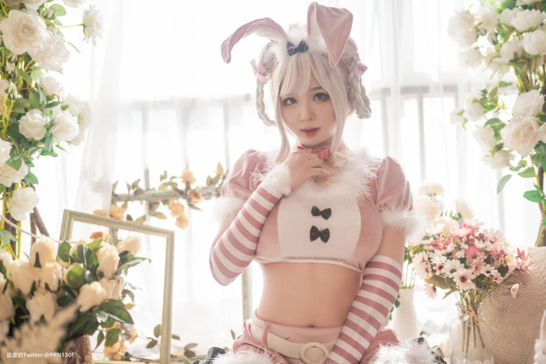 皮皮奶《粉色兔兔》主题写真：71张全套美图