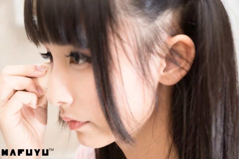 神楽坂真冬《粉白条纹》主题写真：106张全套美图，含1个视频