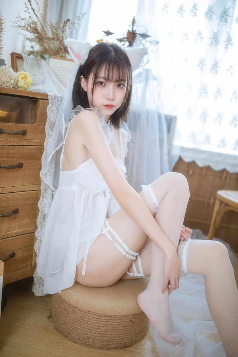 许岚《少女白色裙》主题写真：41张全套美图