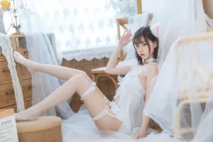 许岚《少女白色裙》主题写真：41张全套美图