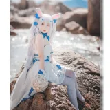 面饼仙儿《拉菲婚纱》主题写真：14张全套美图