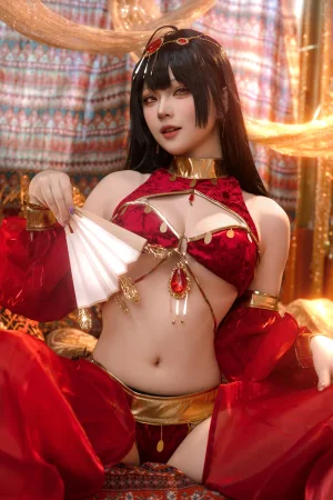屿鱼《大凤舞娘 新年特典》主题写真：50张全套美图