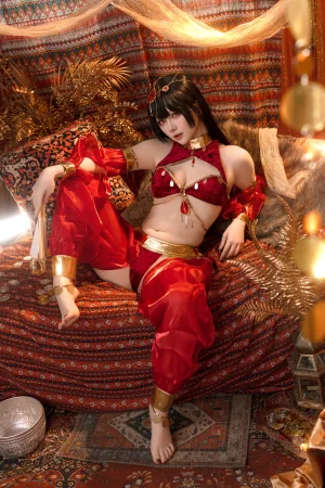 屿鱼《大凤舞娘 新年特典》主题写真：50张全套美图