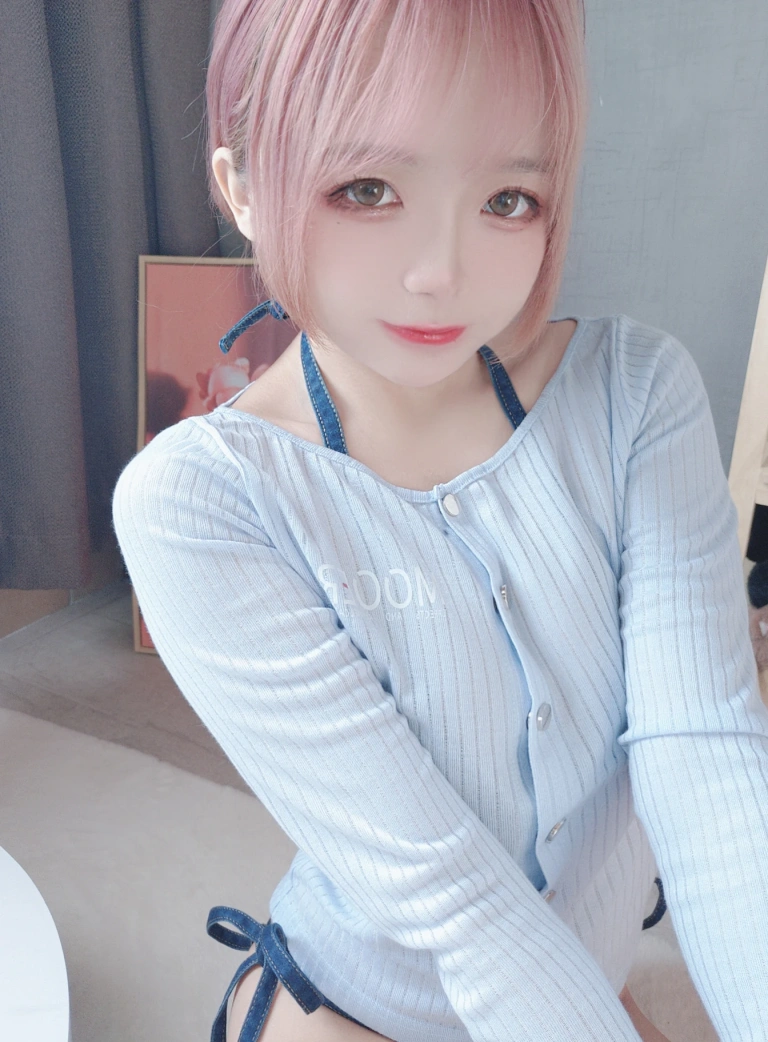 日奈娇(椎名莜)《牛仔裤自拍》主题写真：80张全套美图