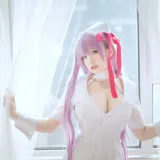 阿半今天很开心《BB护士》主题写真：25张全套美图