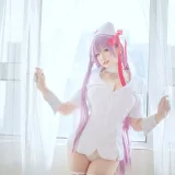 阿半今天很开心《BB护士》主题写真：25张全套美图