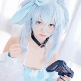 花铃《PA-15游戏时光》主题写真：14张全套美图