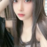 布丁大法《黑丝蜜桃》主题写真：15张全套美图