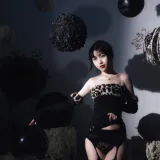 不呆猫《豹纹黑长裙》主题写真：16张全套美图