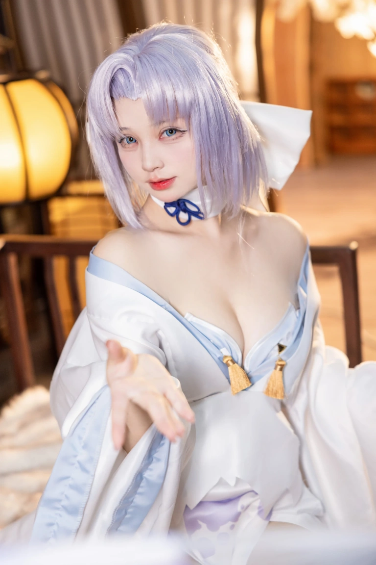 花铃《闪乱神乐 雪泉修》主题写真：18张全套美图