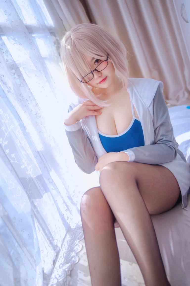 阿半今天很开心《玛修同人体操服》主题写真：20张全套美图