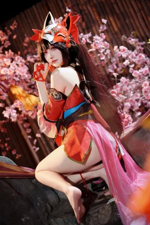 焖焖碳《崩坏·星穹铁道 花火》主题写真：27张全套美图