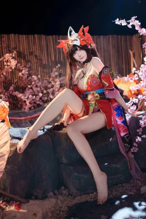 焖焖碳《崩坏·星穹铁道 花火》主题写真：27张全套美图