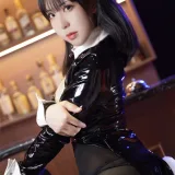 虎森森《侍女兔兔》主题写真：41张全套美图