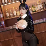 虎森森《侍女兔兔》主题写真：41张全套美图