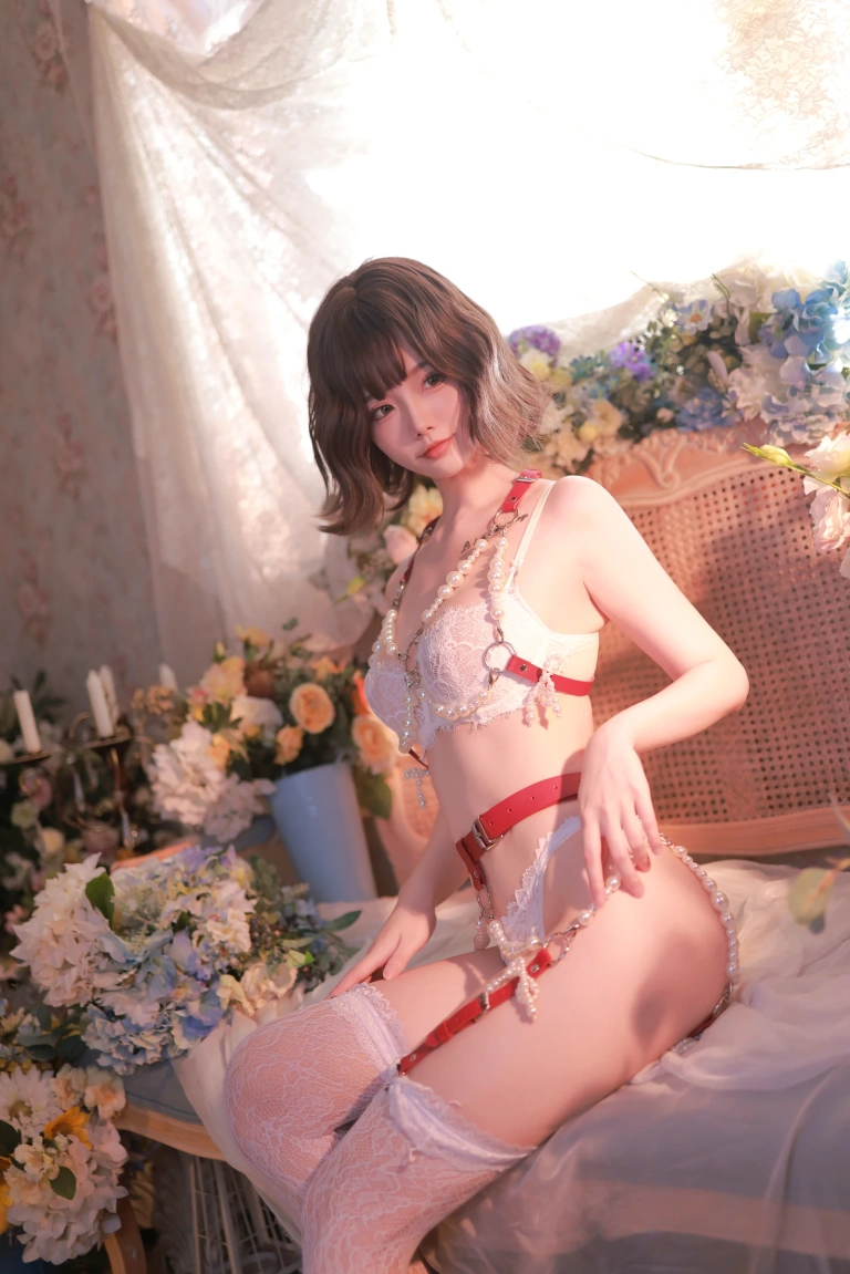 桃良阿宅《白珍珠》主题写真：42张全套美图