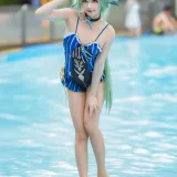 是三不是世《砂糖泳装》主题写真：44张全套美图