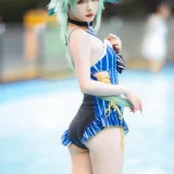 是三不是世《砂糖泳装》主题写真：44张全套美图