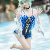 是三不是世《砂糖泳装》主题写真：44张全套美图