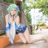 是三不是世《砂糖泳装》主题写真：44张全套美图