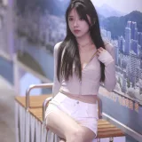 小女巫露娜《芳踪》主题写真：45张全套美图