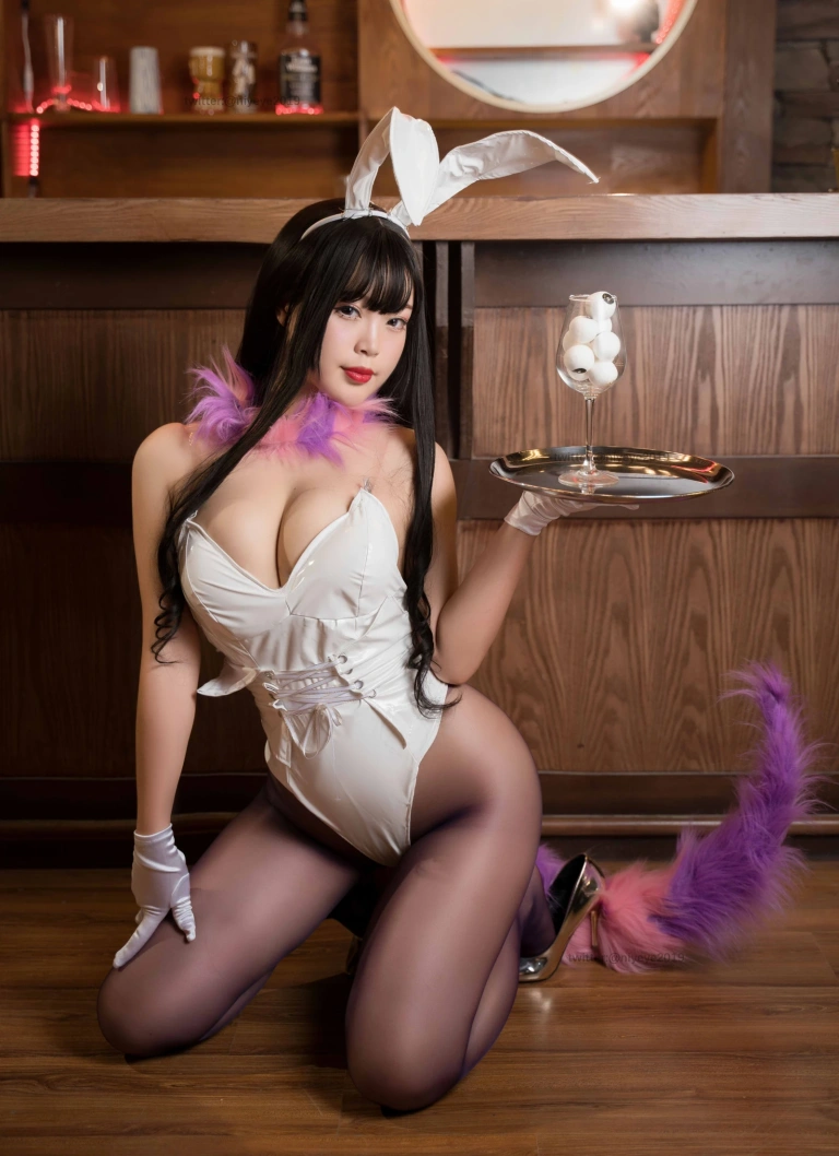 白烨《恶魔姐姐》主题写真：70张全套美图，含5个视频