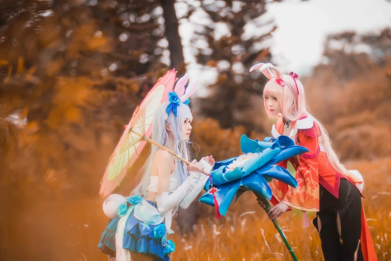 桜桃喵《双人公孙离（桜桃喵&疯猫ss）》主题写真：16张全套美图