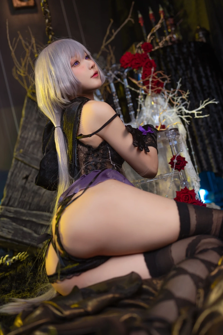 阿包也是兔娘《午夜瞌睡魔女》主题写真：40张全套美图